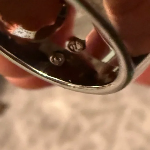 Swarovski Star Ring - Picture 3 of 7